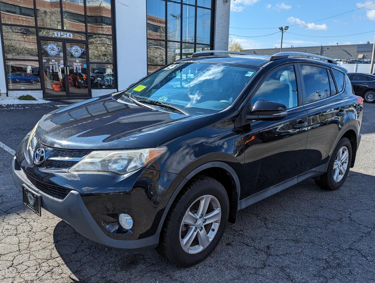 Toyota RAV4 AWD 4dr XLE (Natl) 2014