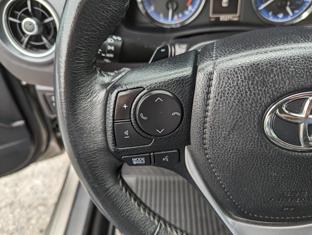 Toyota Corolla 50th Anniversary Special Edition CVT (Natl) 2017