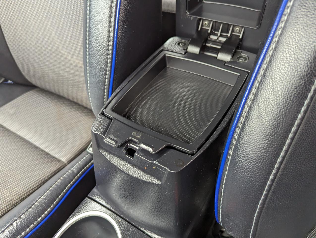 Toyota Corolla 50th Anniversary Special Edition CVT (Natl) 2017