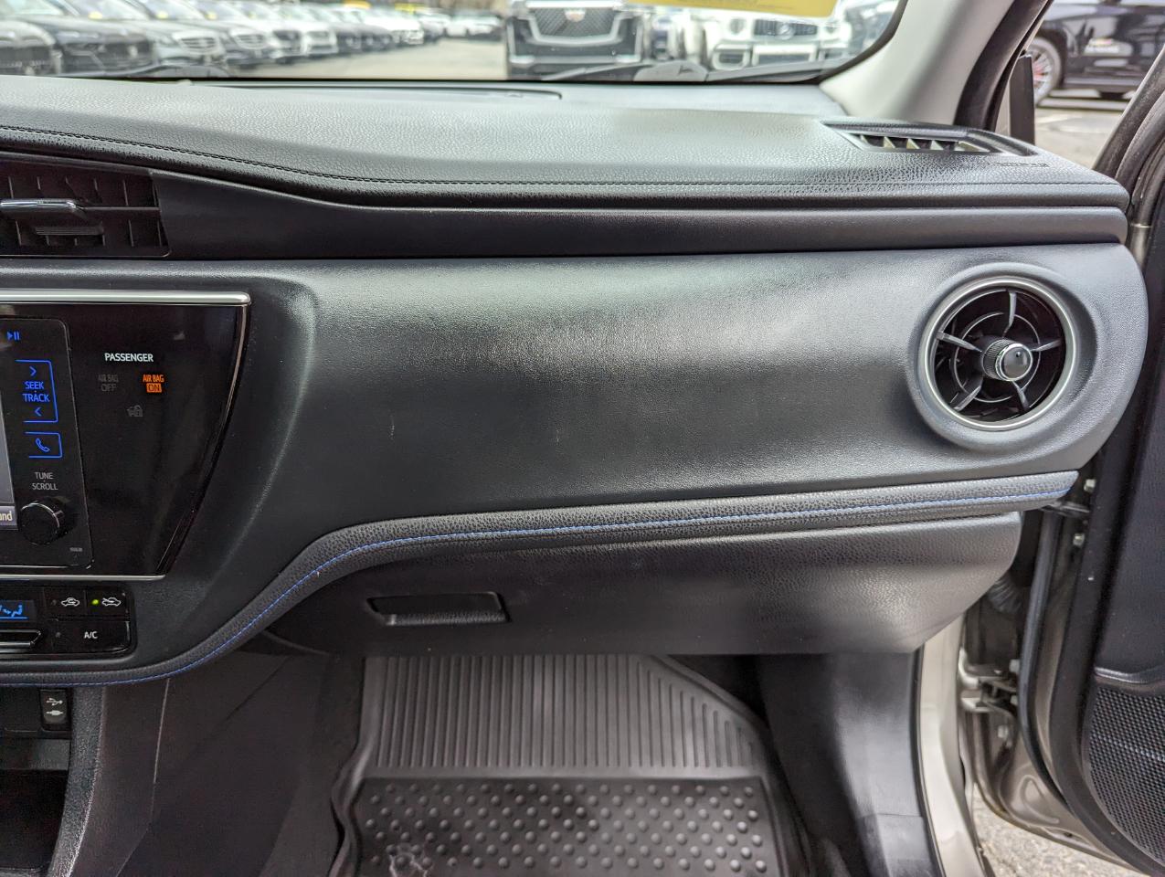 Toyota Corolla 50th Anniversary Special Edition CVT (Natl) 2017