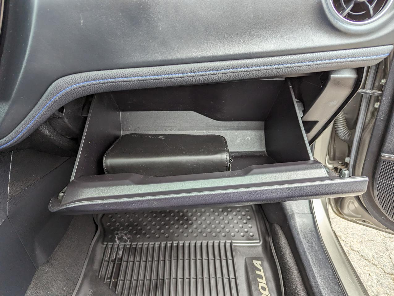 Toyota Corolla 50th Anniversary Special Edition CVT (Natl) 2017