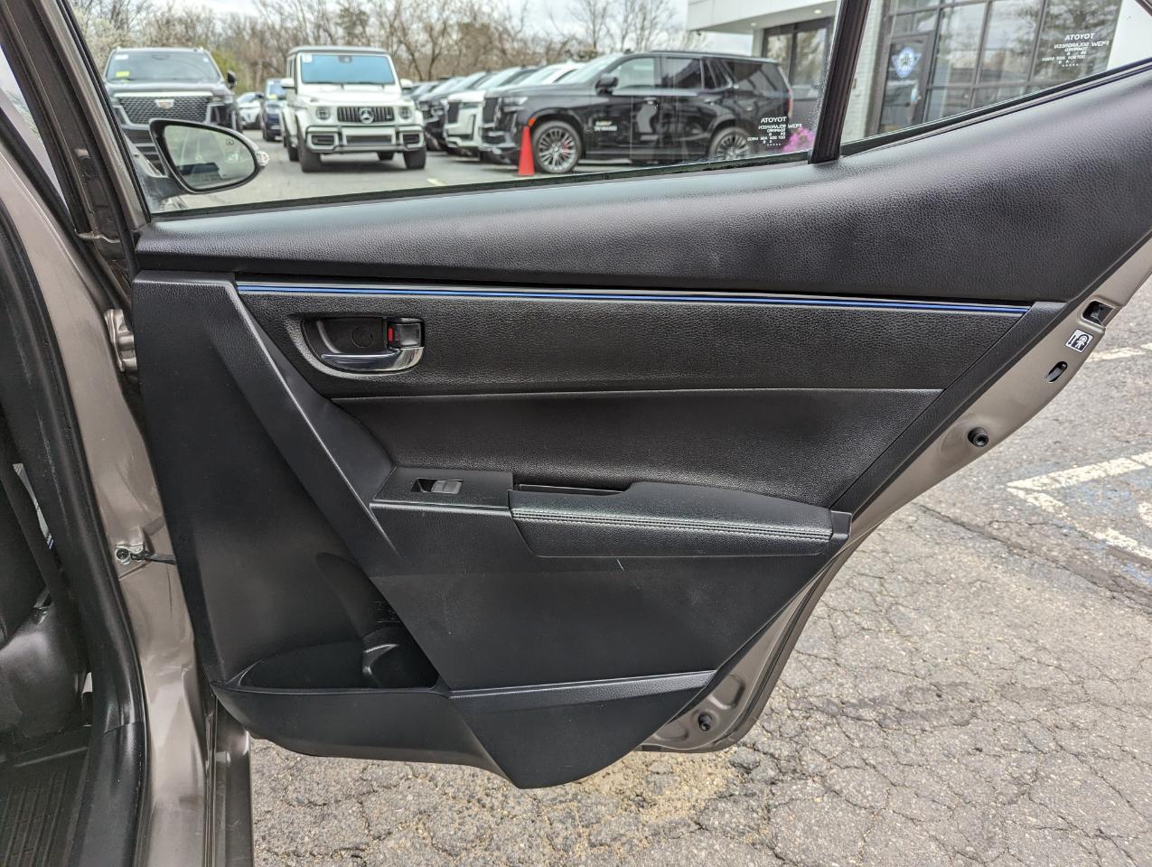 Toyota Corolla 50th Anniversary Special Edition CVT (Natl) 2017