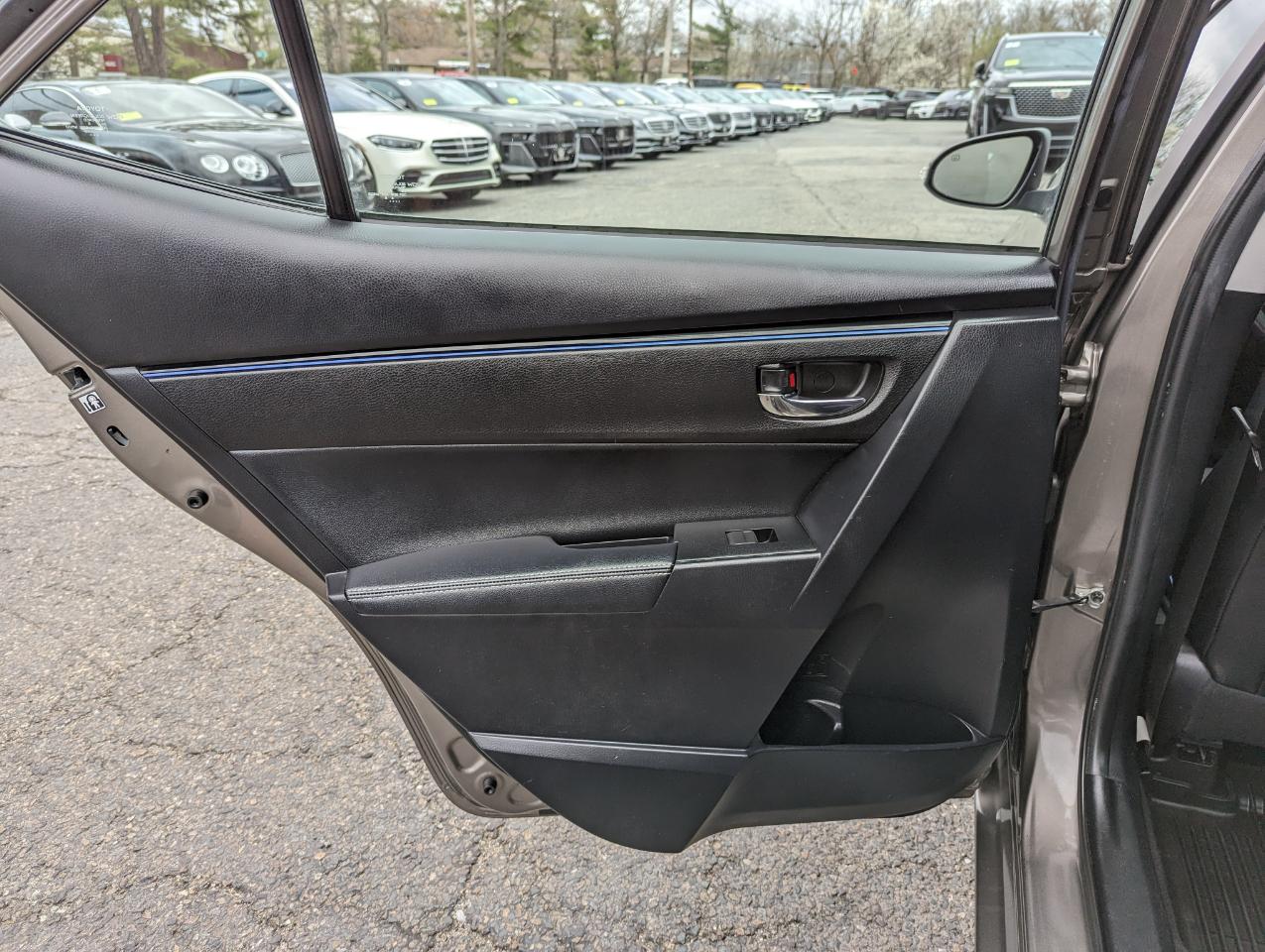 Toyota Corolla 50th Anniversary Special Edition CVT (Natl) 2017