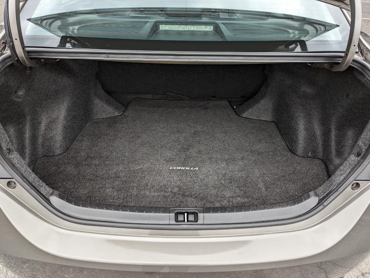 Toyota Corolla 50th Anniversary Special Edition CVT (Natl) 2017