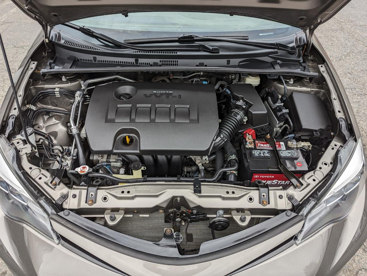 Toyota Corolla 50th Anniversary Special Edition CVT (Natl) 2017