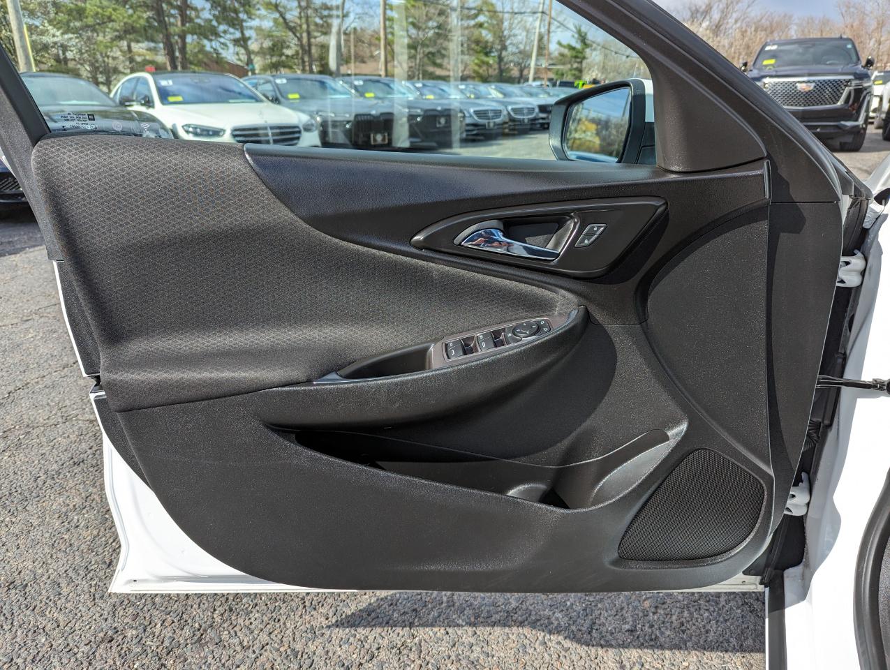 Chevrolet Malibu 4dr Sdn LT 2020