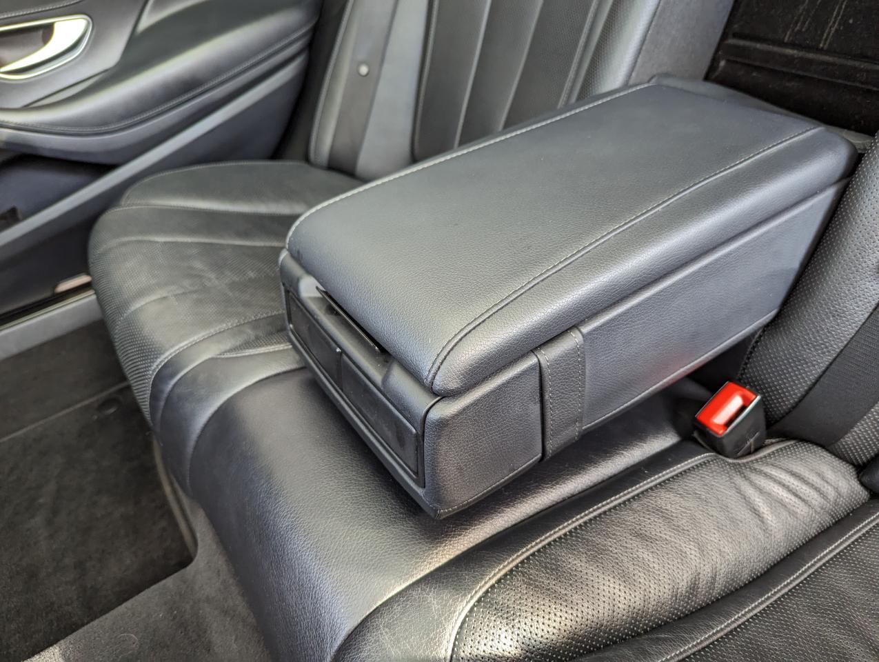 Mercedes-Benz S-Class 4dr Sdn S 550 4MATIC 2015