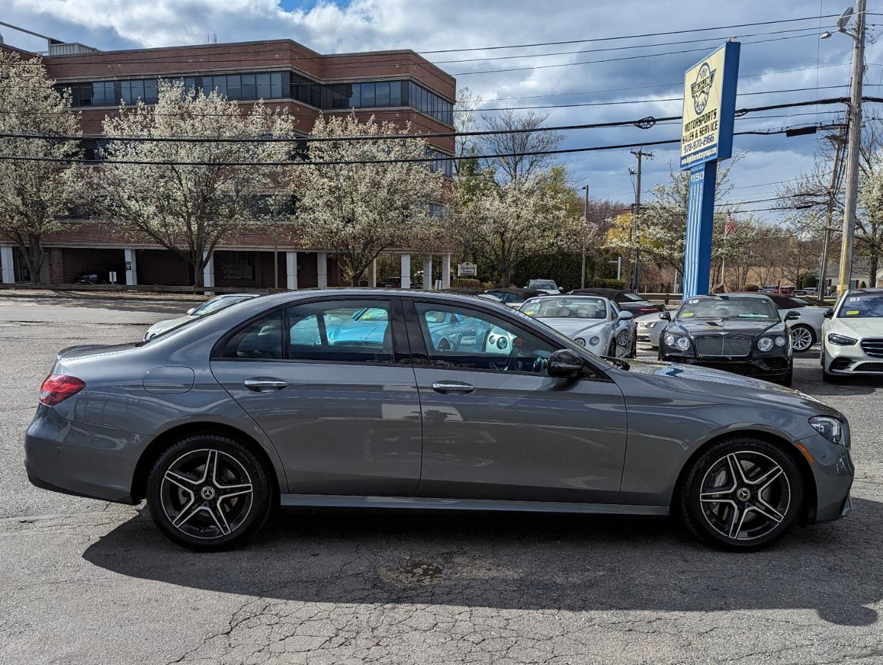 Mercedes-Benz E-Class E 350 4MATIC Sedan 2022