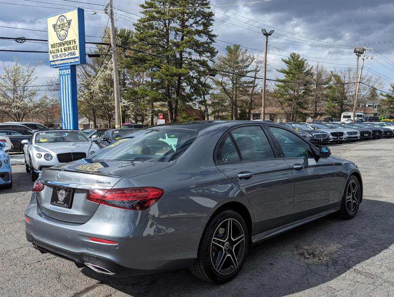 Mercedes-Benz E-Class E 350 4MATIC Sedan 2022