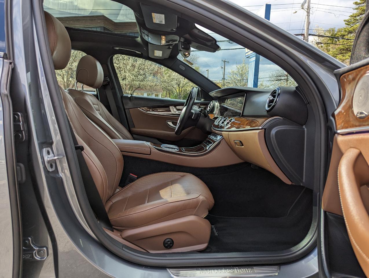 Mercedes-Benz E-Class E 350 4MATIC Sedan 2022