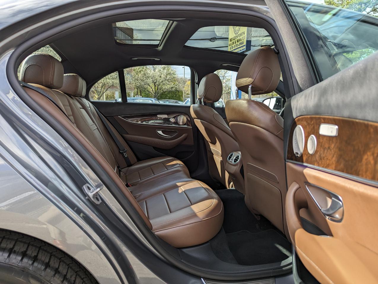 Mercedes-Benz E-Class E 350 4MATIC Sedan 2022