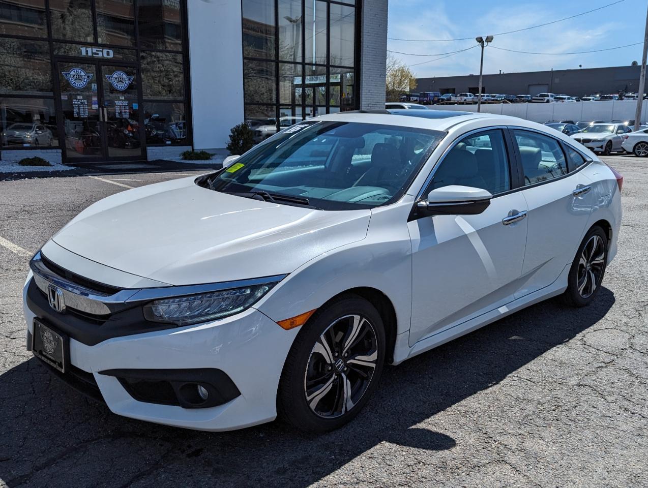 Honda Civic Sedan 4dr CVT Touring 2016