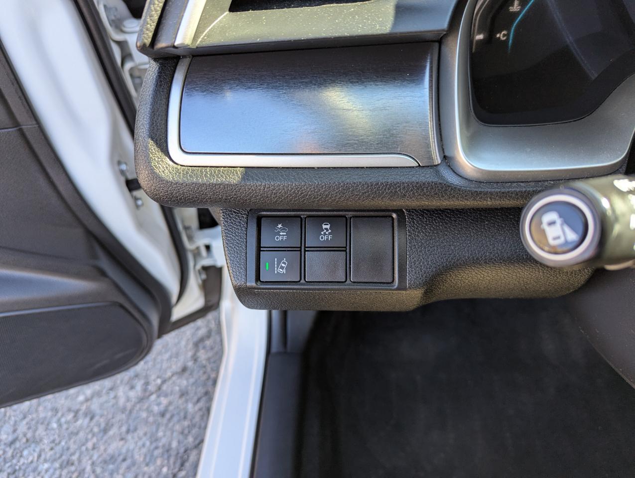 Honda Civic Sedan 4dr CVT Touring 2016