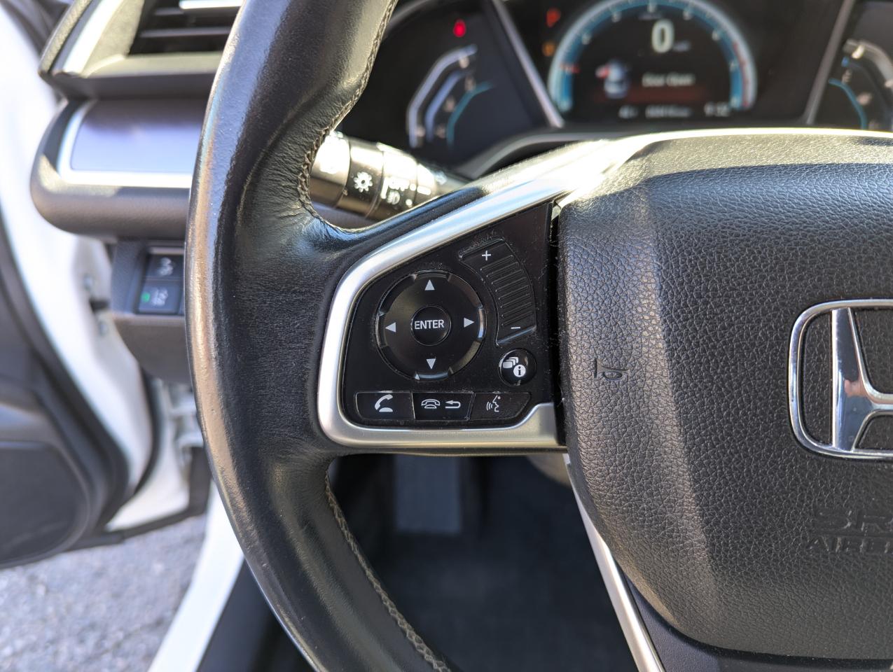 Honda Civic Sedan 4dr CVT Touring 2016