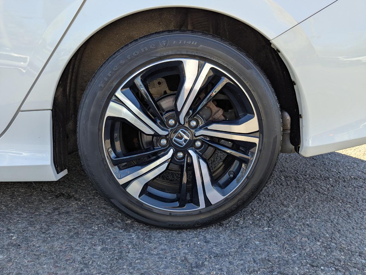 Honda Civic Sedan 4dr CVT Touring 2016