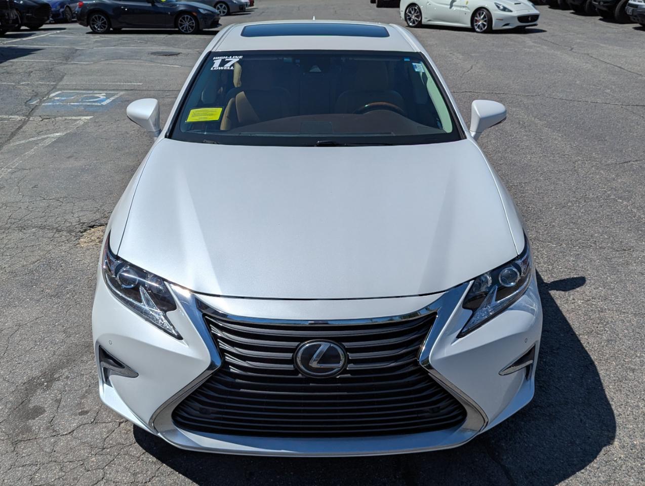 Lexus ES ES 350 FWD 2017