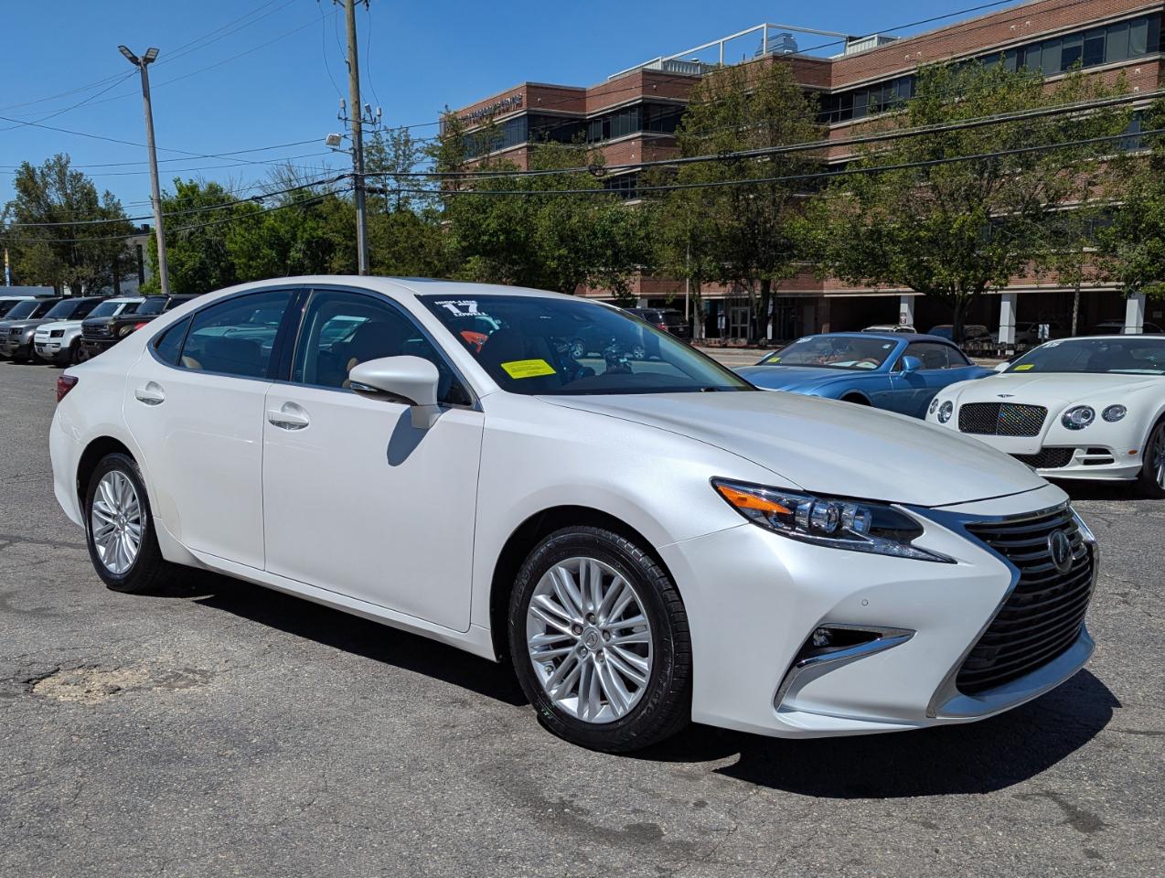 Lexus ES ES 350 FWD 2017