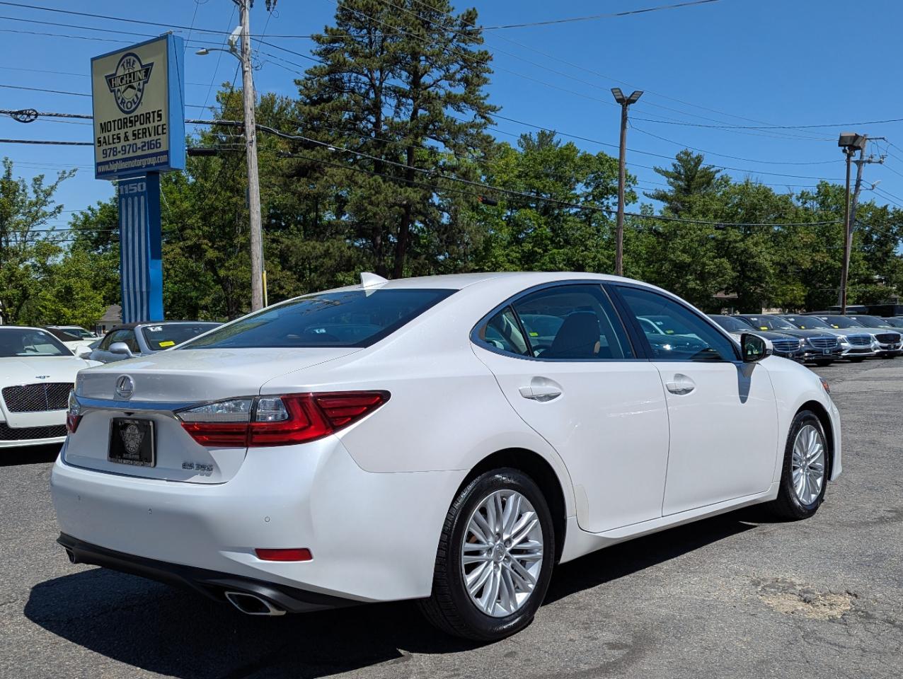 Lexus ES ES 350 FWD 2017