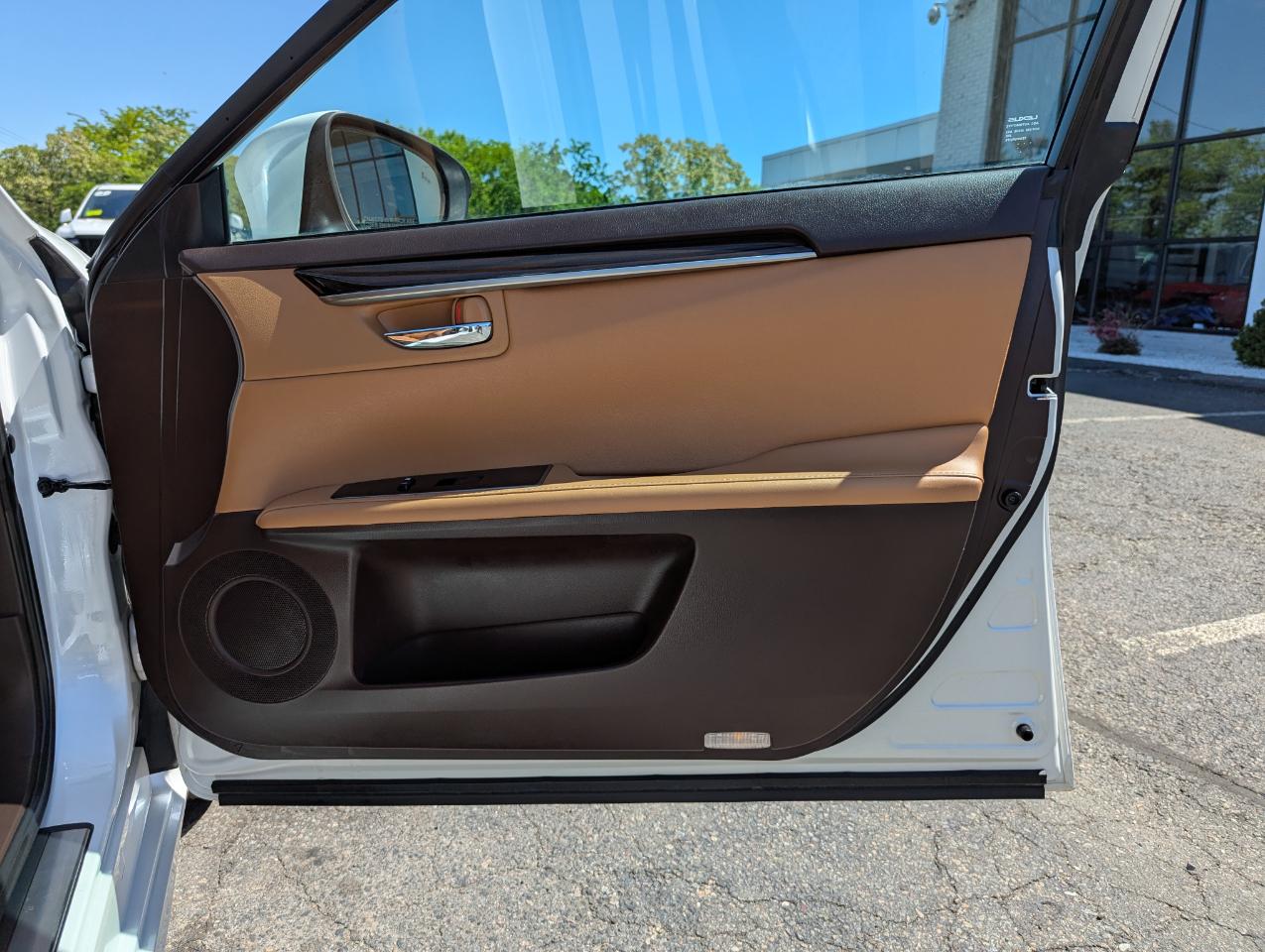 Lexus ES ES 350 FWD 2017