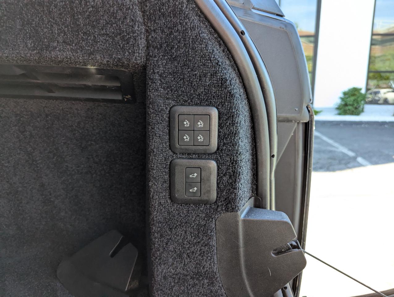 Land Rover Range Rover V8 Supercharged LWB 2018