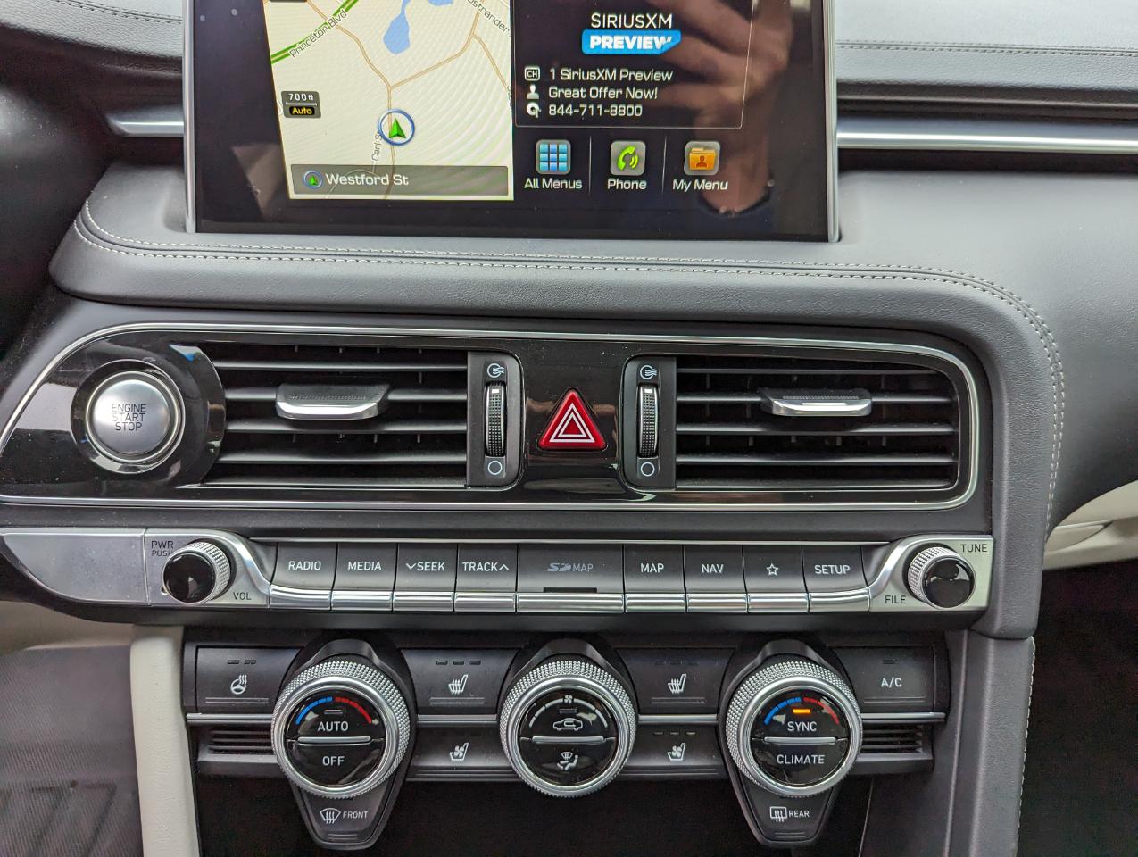 Genesis G70 2.0T Prestige AWD 2019