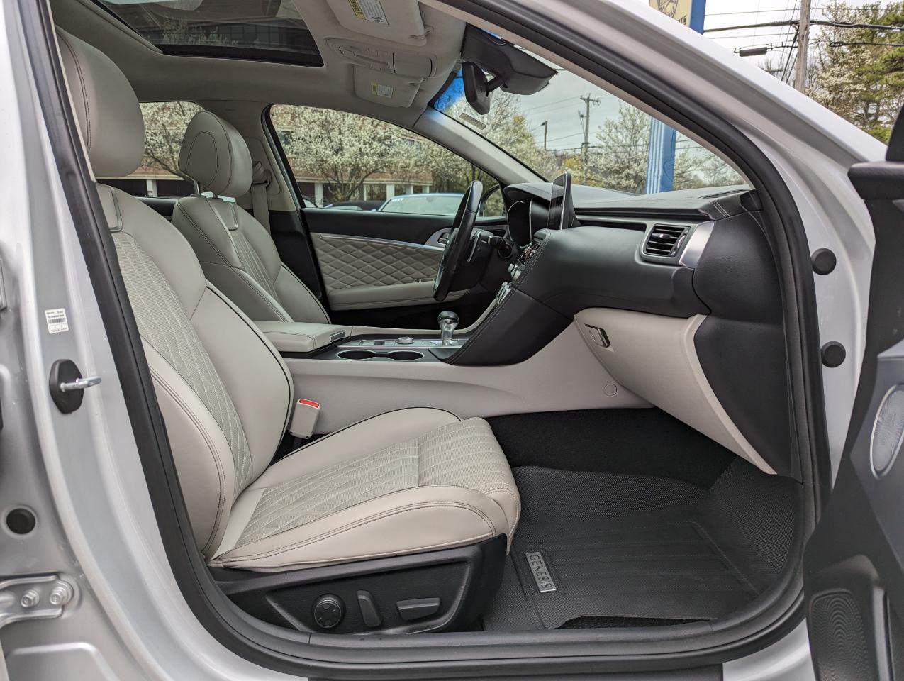 Genesis G70 2.0T Prestige AWD 2019