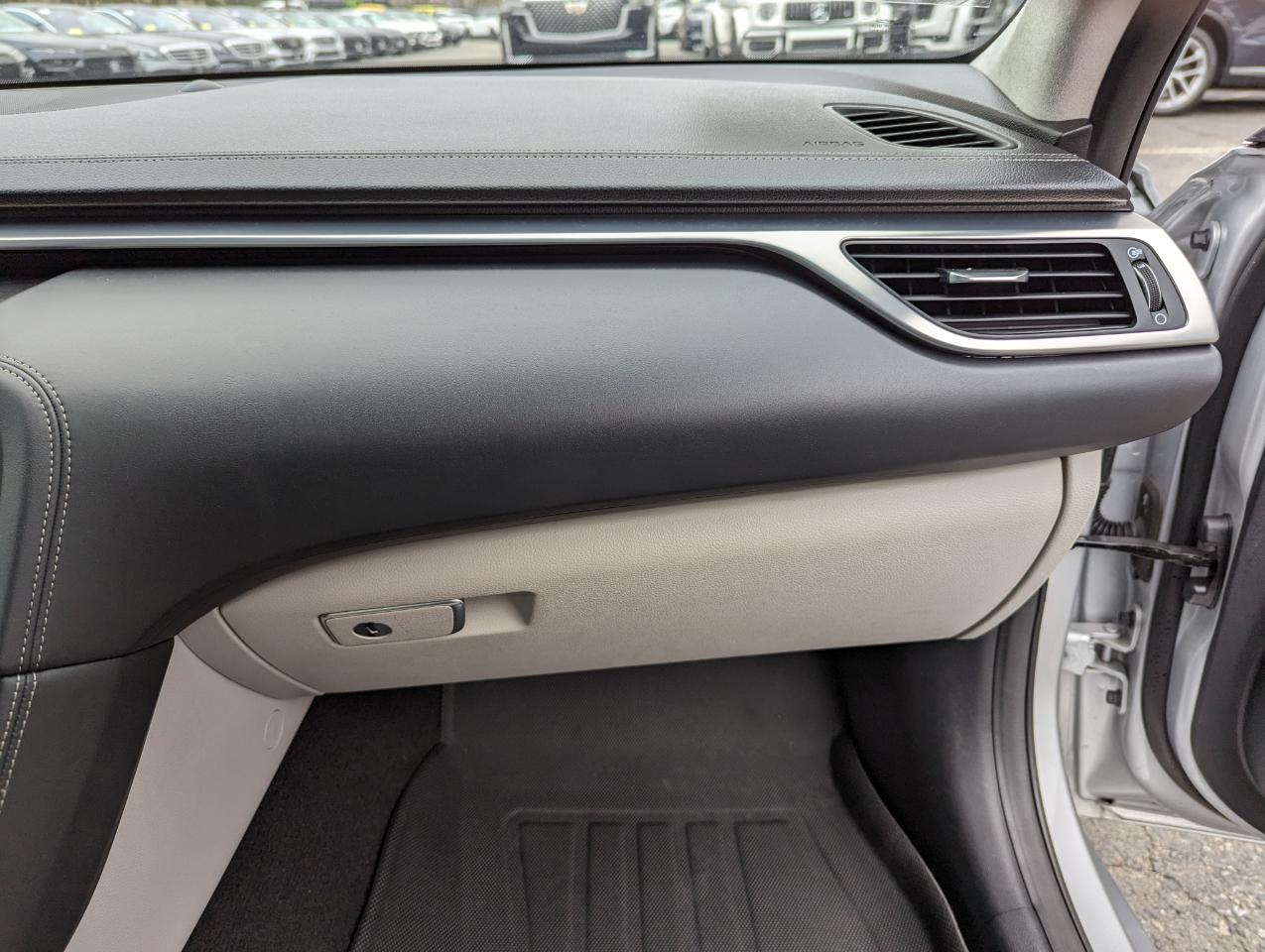 Genesis G70 2.0T Prestige AWD 2019