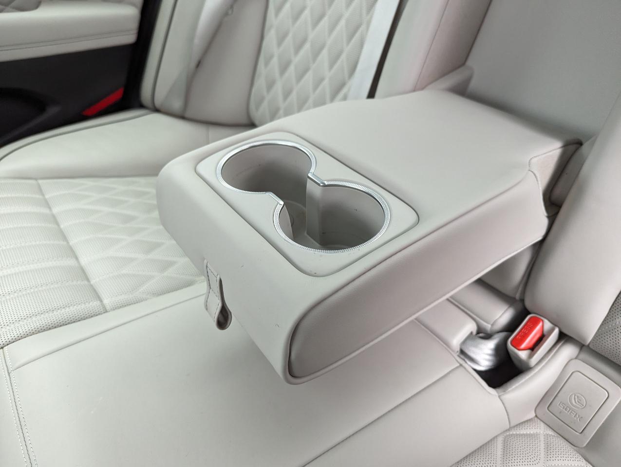 Genesis G70 2.0T Prestige AWD 2019