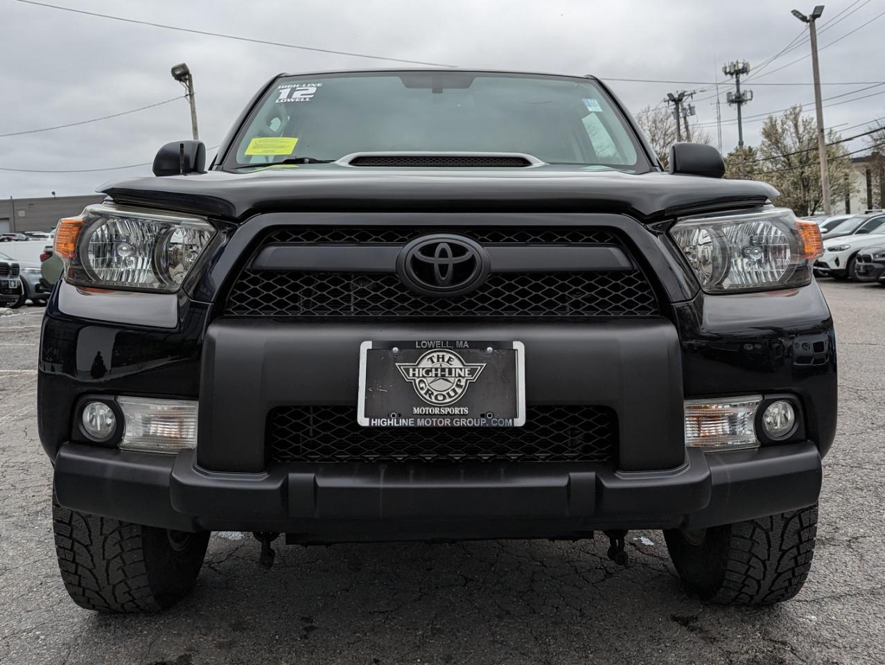Toyota 4Runner 4WD 4dr V6 Trail (Natl) 2012