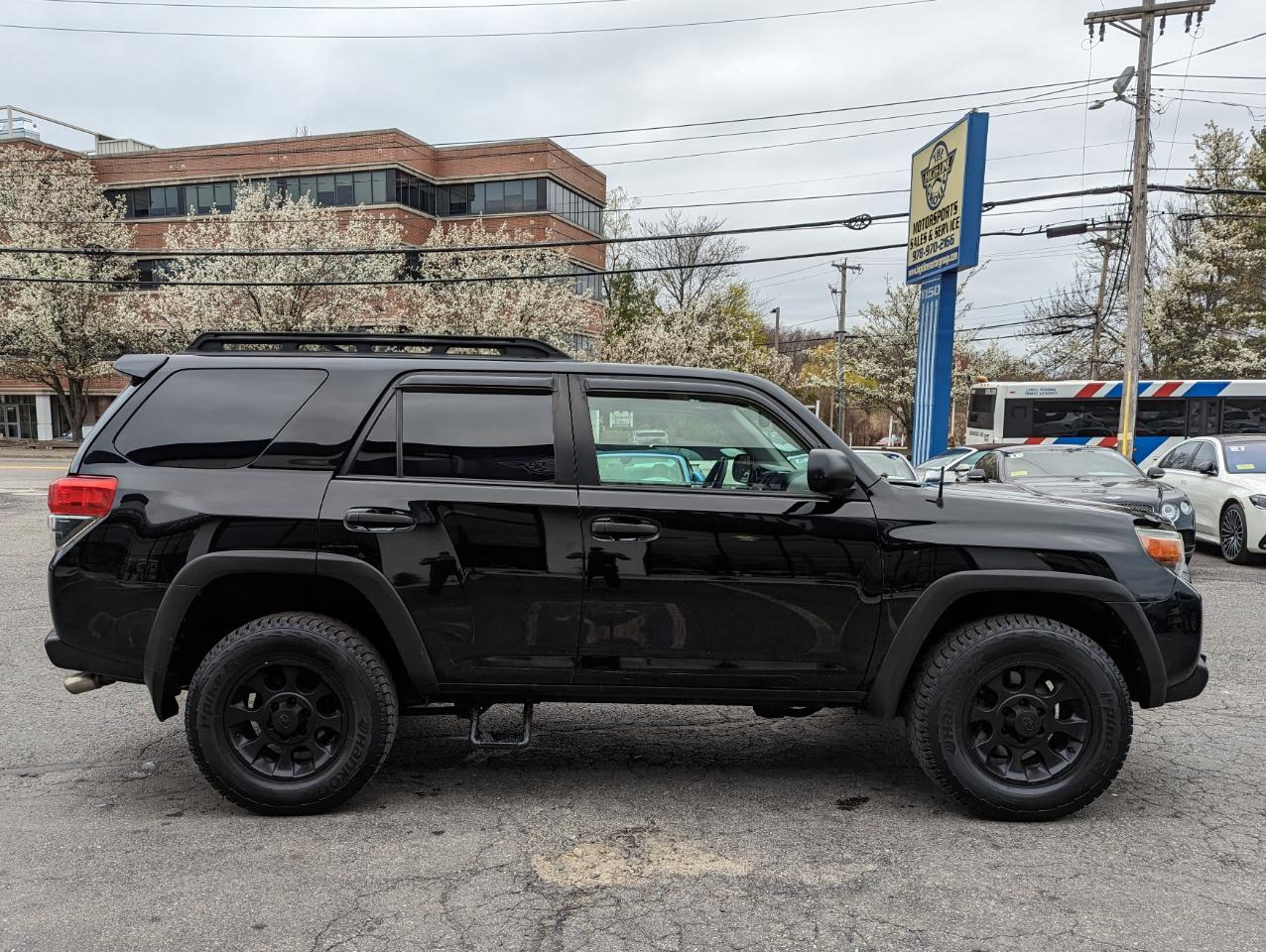Toyota 4Runner 4WD 4dr V6 Trail (Natl) 2012