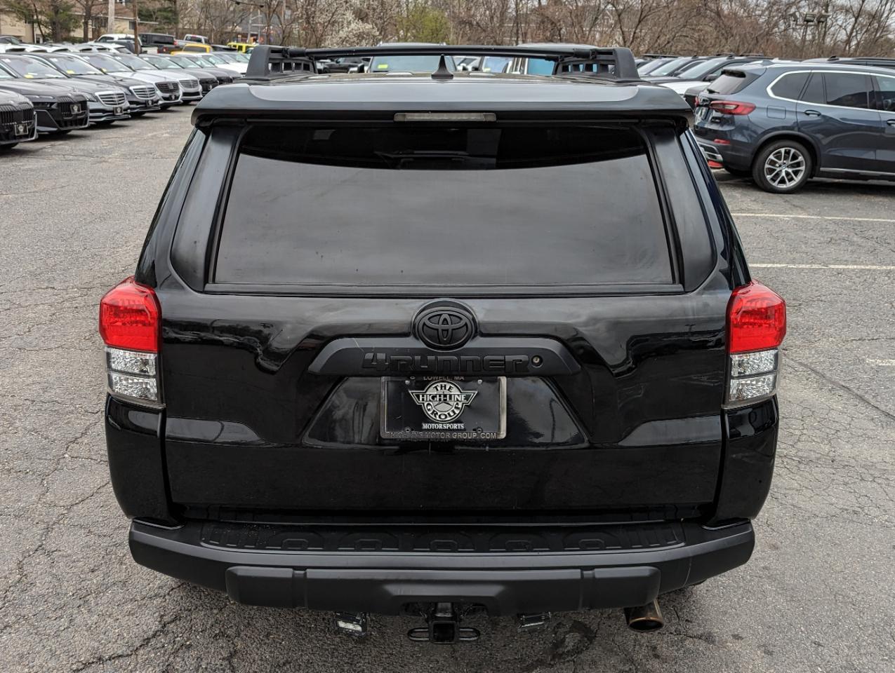 Toyota 4Runner 4WD 4dr V6 Trail (Natl) 2012