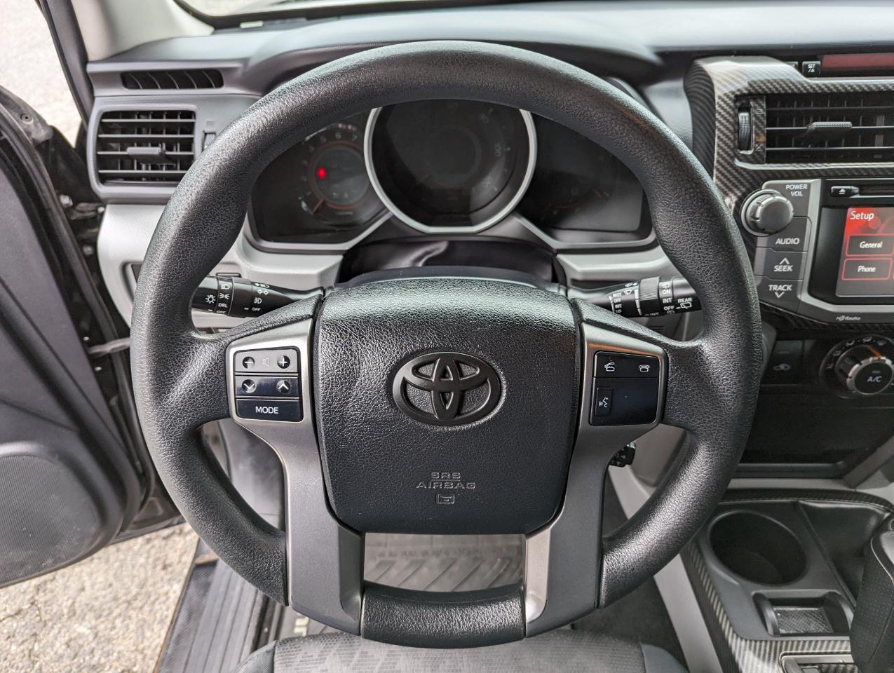 Toyota 4Runner 4WD 4dr V6 Trail (Natl) 2012
