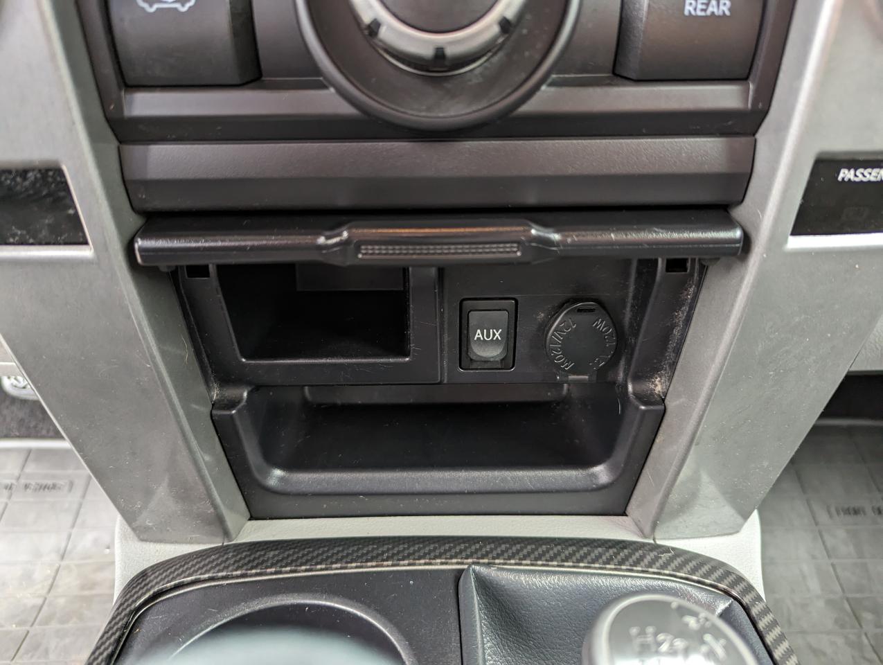 Toyota 4Runner 4WD 4dr V6 Trail (Natl) 2012