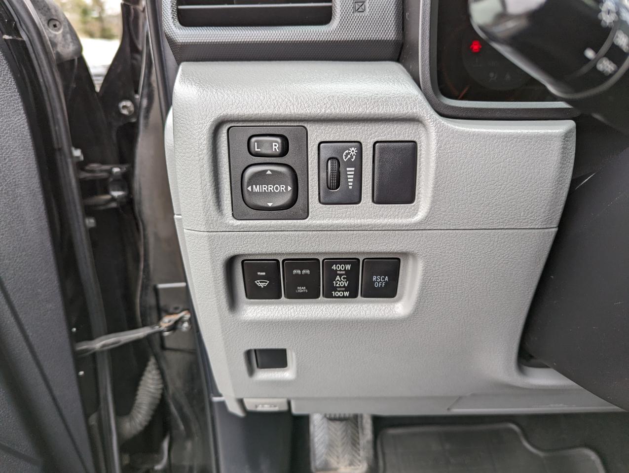 Toyota 4Runner 4WD 4dr V6 Trail (Natl) 2012