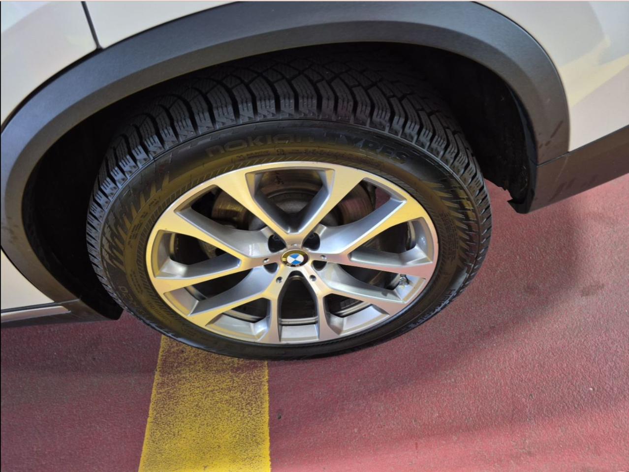 BMW X5 xDrive40i Sports Activity Vehicle 2019