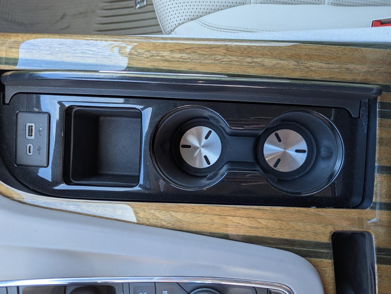 Cadillac Escalade 4WD 4dr Premium Luxury Platinum 2022