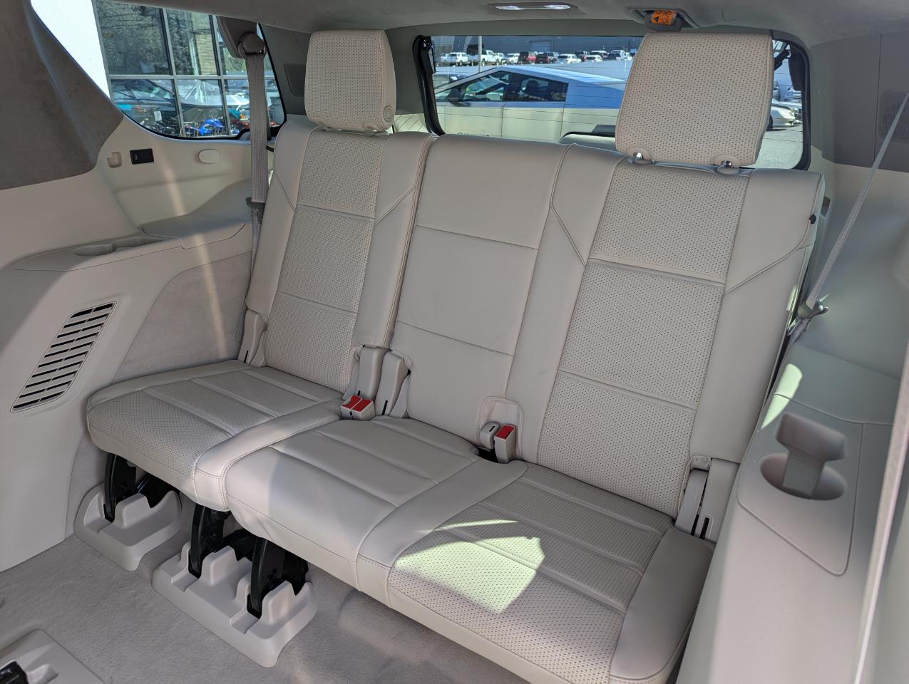 Cadillac Escalade 4WD 4dr Premium Luxury Platinum 2022