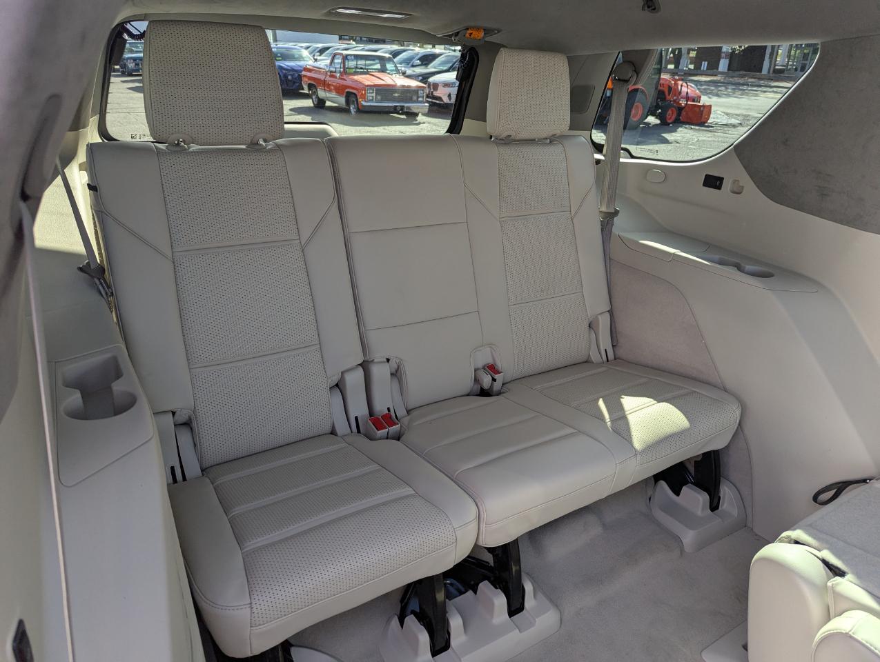 Cadillac Escalade 4WD 4dr Premium Luxury Platinum 2022