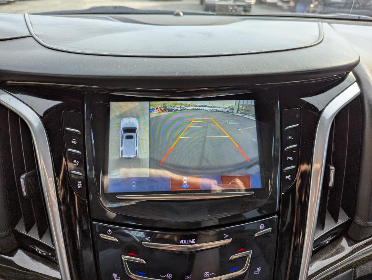 Cadillac Escalade 4WD 4dr Platinum 2020