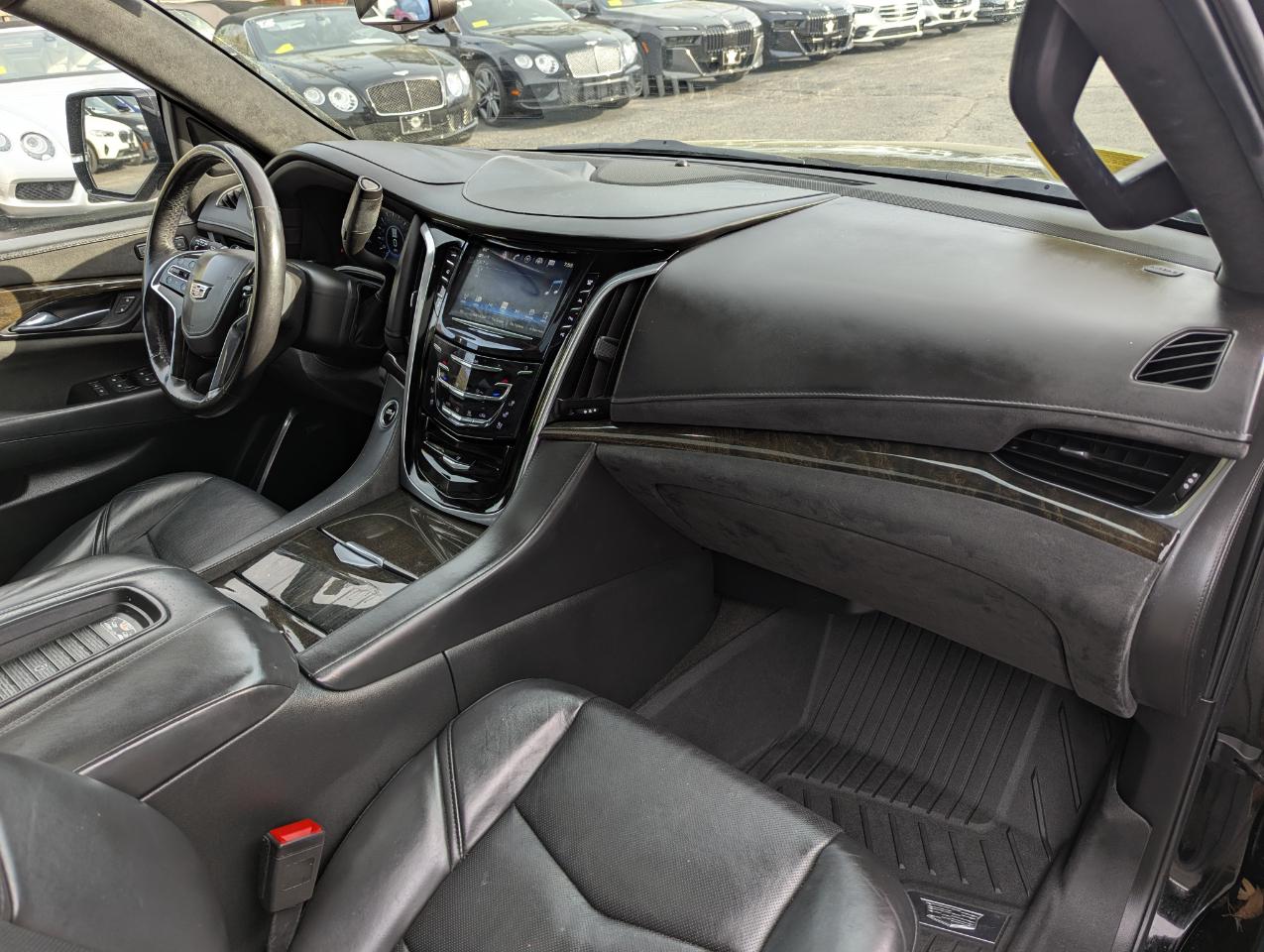 Cadillac Escalade 4WD 4dr Platinum 2020