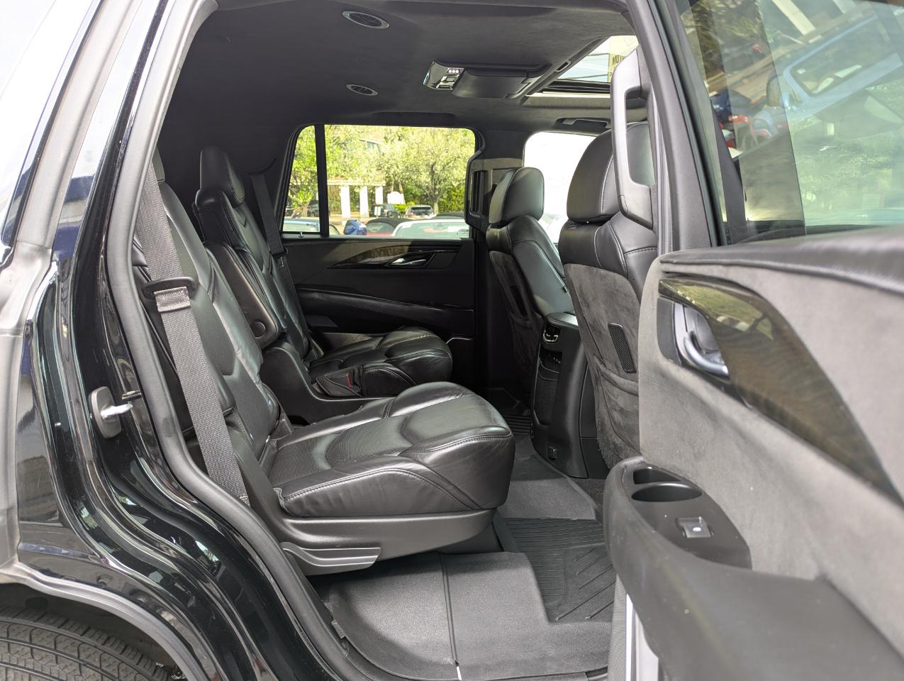 Cadillac Escalade 4WD 4dr Platinum 2020