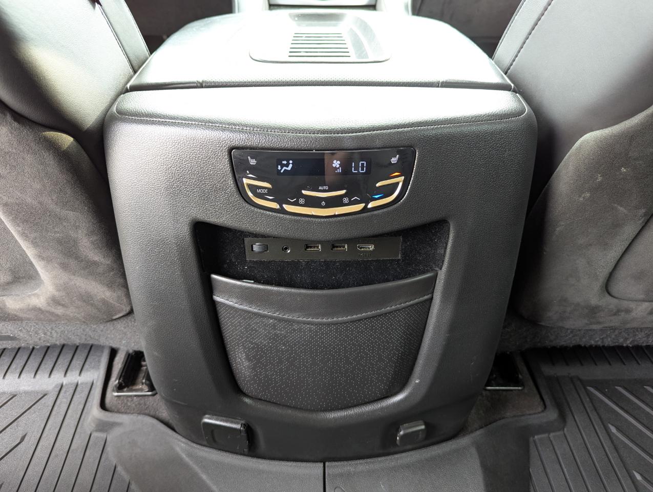 Cadillac Escalade 4WD 4dr Platinum 2020