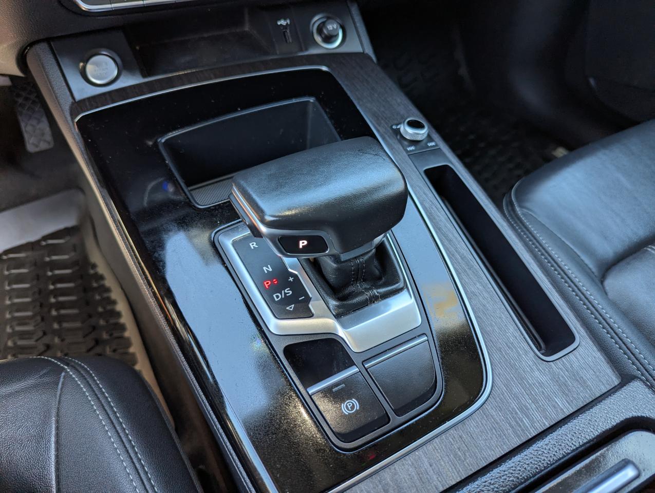 Audi Q5 Premium 45 TFSI quattro 2021