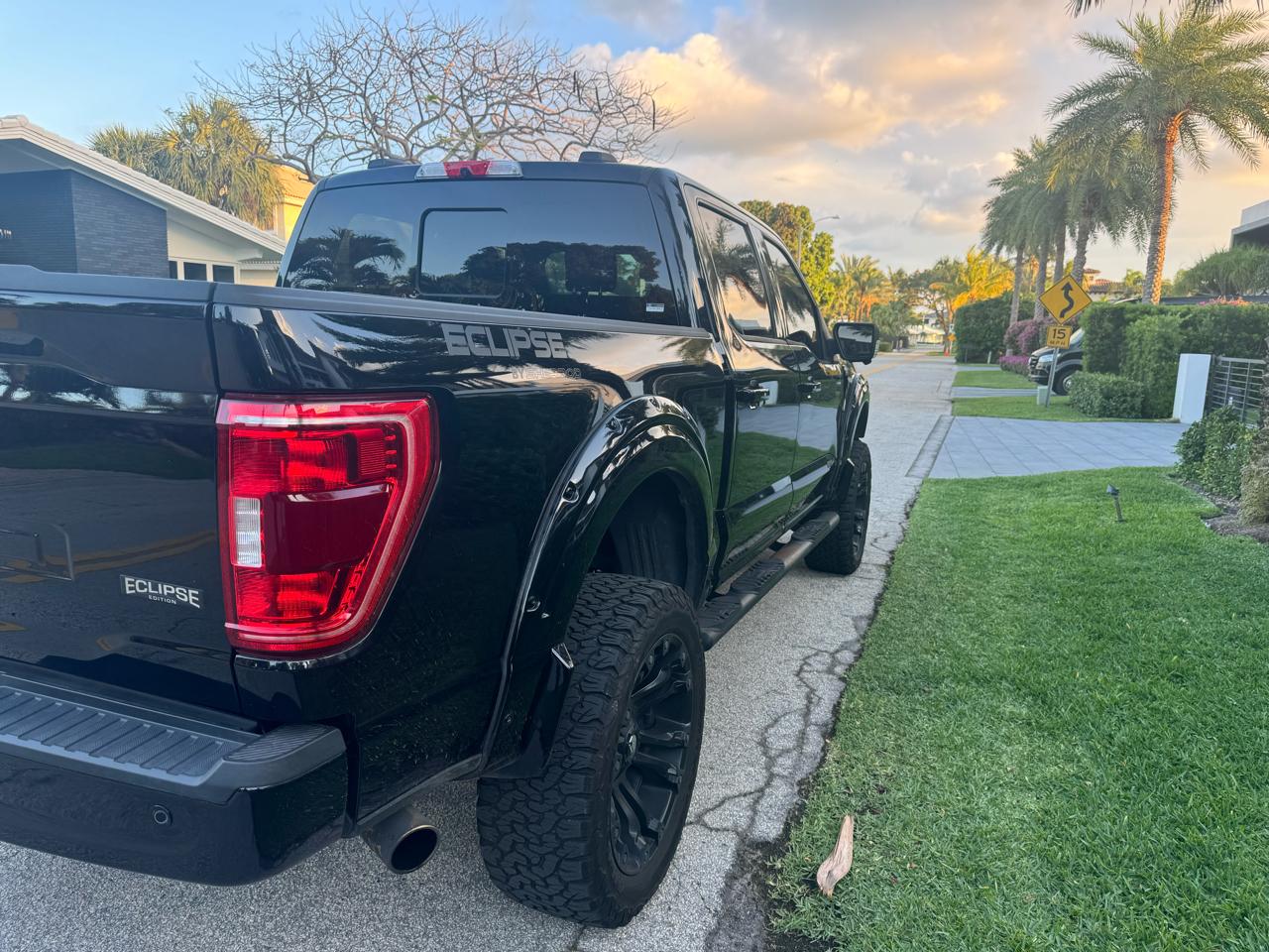 Ford F-150 SuperCrew 139" XLT 4WD 2021