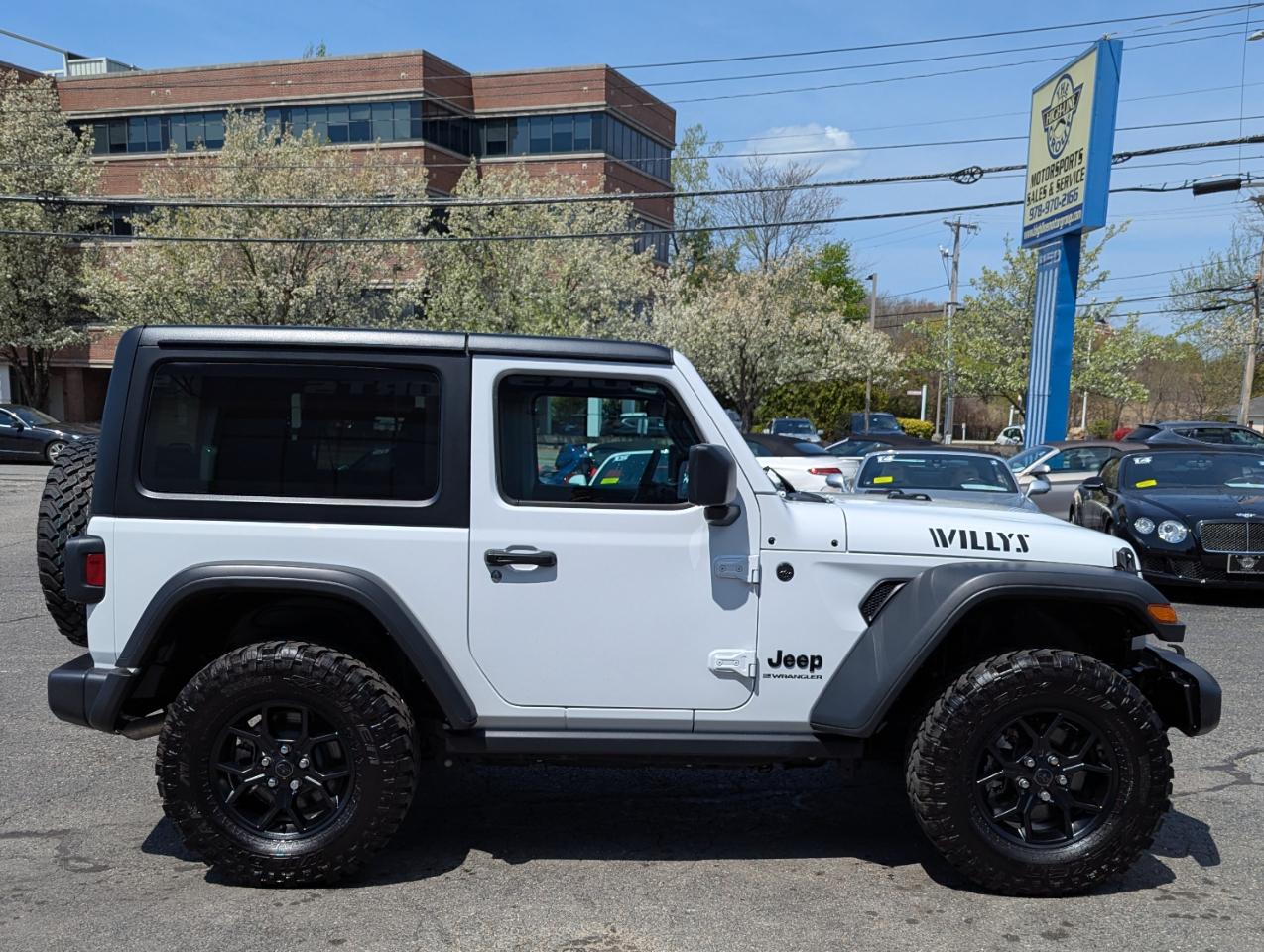 Jeep Wrangler Willys 2 Door 4x4 2024