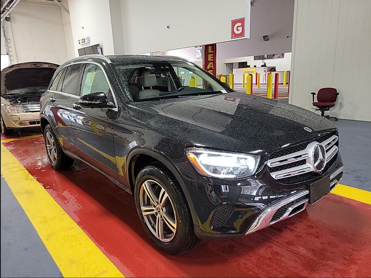 Mercedes-Benz GLC GLC 300 4MATIC SUV 2022