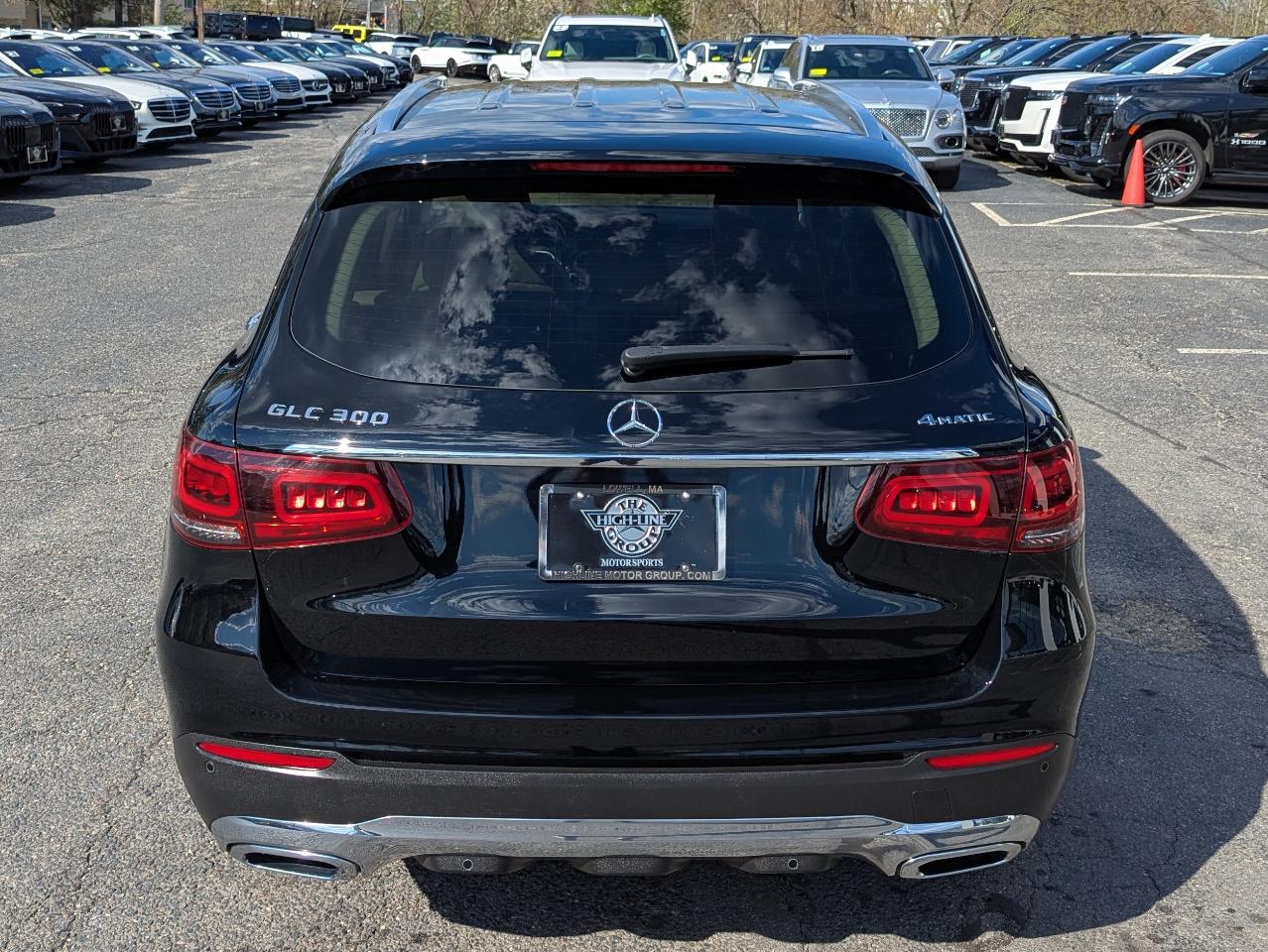 Mercedes-Benz GLC GLC 300 4MATIC SUV 2022