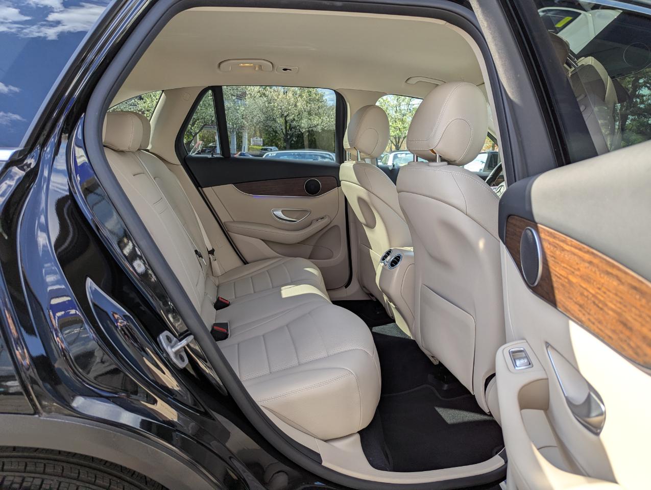 Mercedes-Benz GLC GLC 300 4MATIC SUV 2022