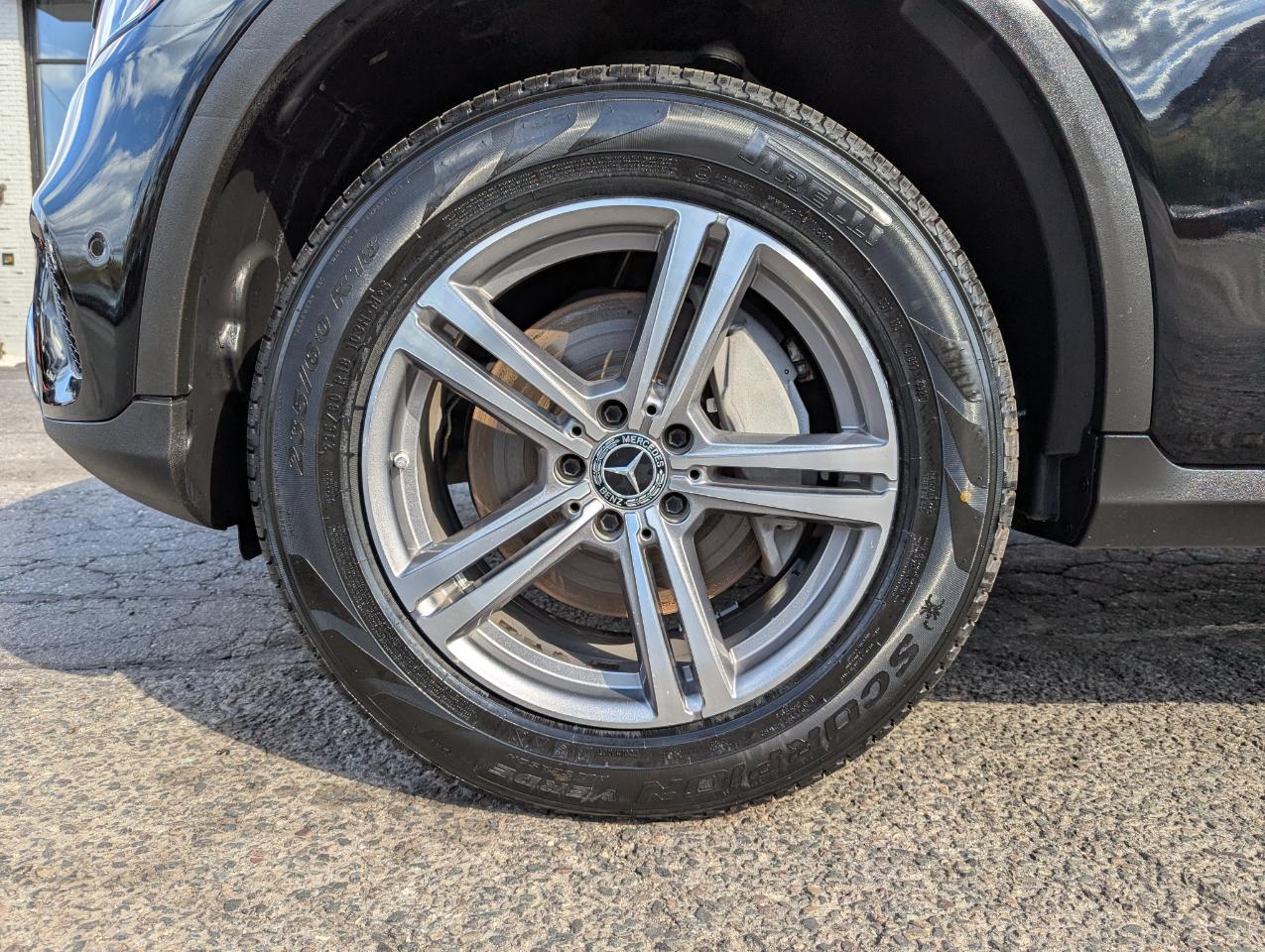 Mercedes-Benz GLC GLC 300 4MATIC SUV 2022