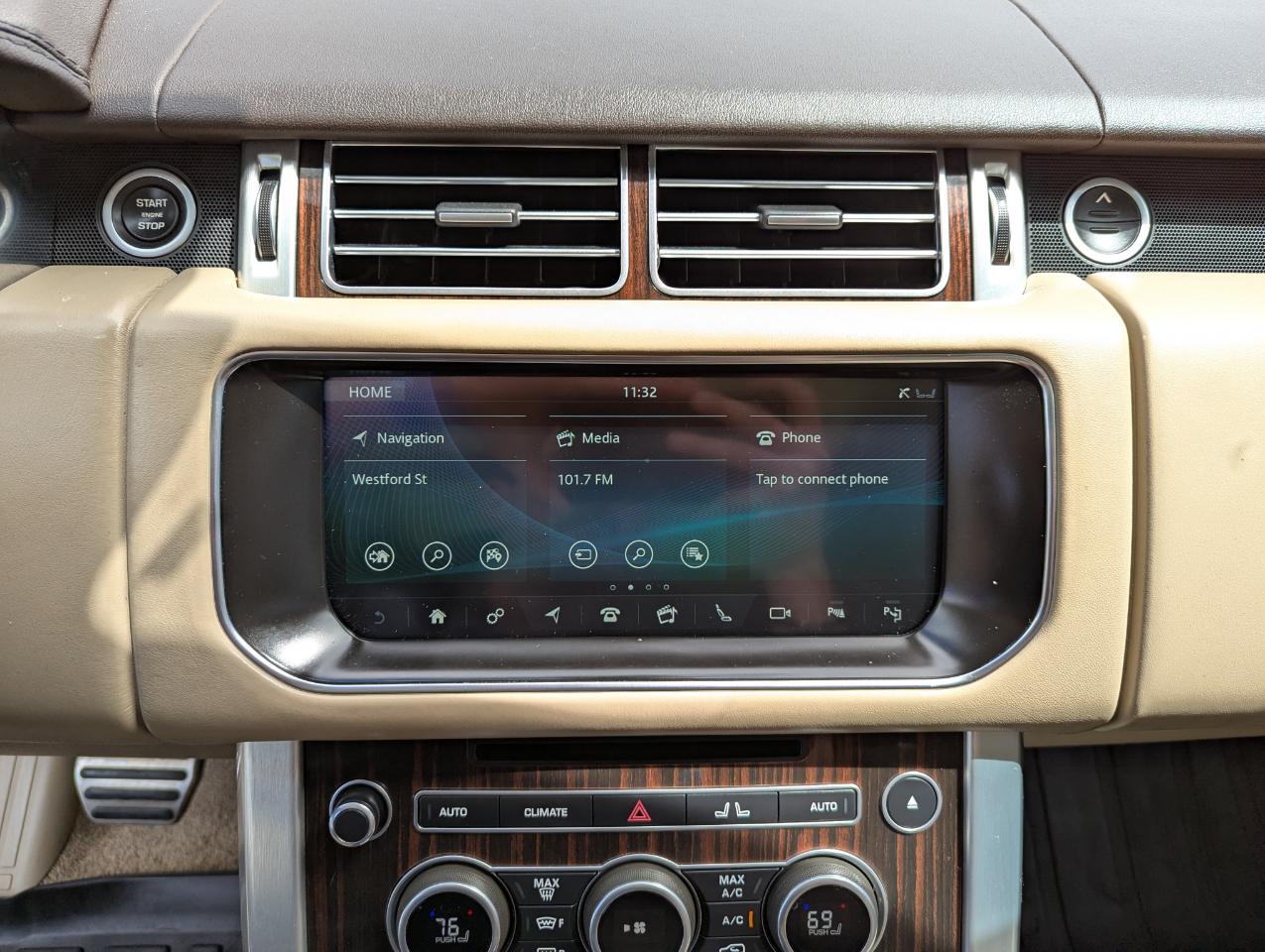 Land Rover Range Rover V8 Supercharged LWB 2017